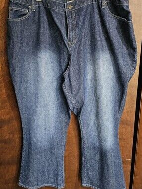 Fashion Bug Flare Leg Sz 28p Jeans